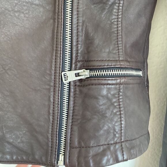 All Saints Catch (Cargo) leather Moto Jacket in Oxford Red - Picture 11 of 12